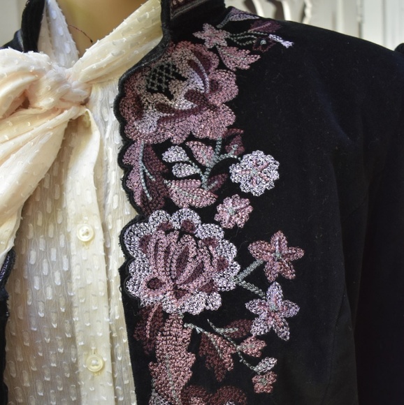 Vintage 80s/90s embroidered velveteen puffed sleev - Picture 5 of 6